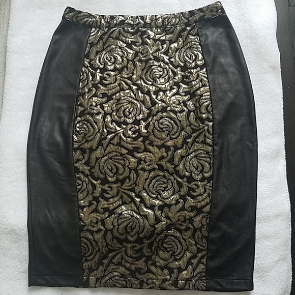 Black & gold floral baroque pencil skirt size 6-8 - Picture 3 of 6